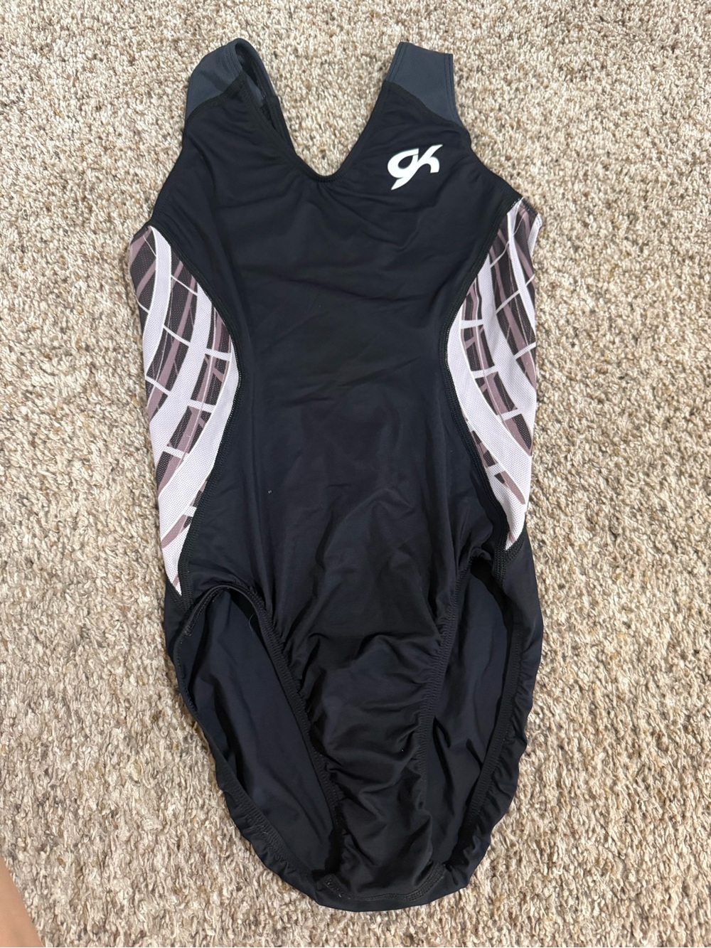 GK Black Performance Leo with Gray Accent